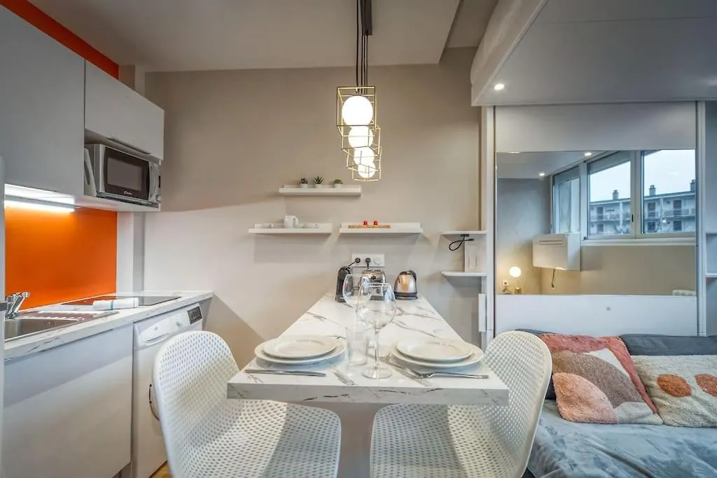 Apartment R'Apparts Studio Le Luxury Num 4 Grenoble